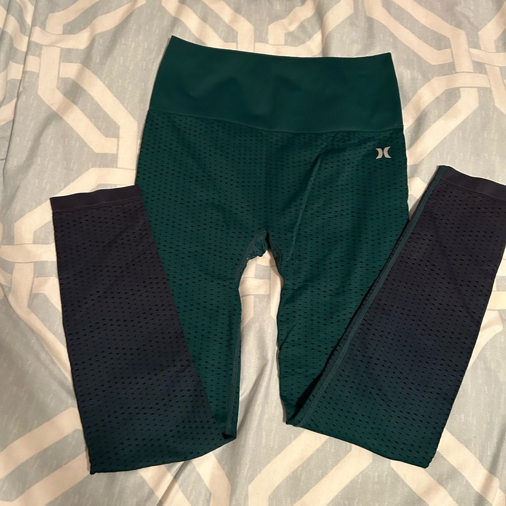 Hurley Women’s Teal and Navy Leggings
